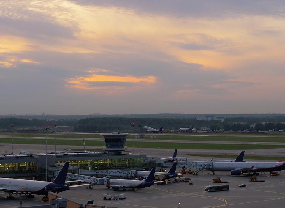 Midway Airport Transfer — Chicago Limos Inn