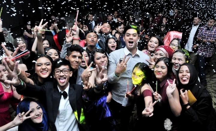 Best Prom Night Preparation Tips for Parents