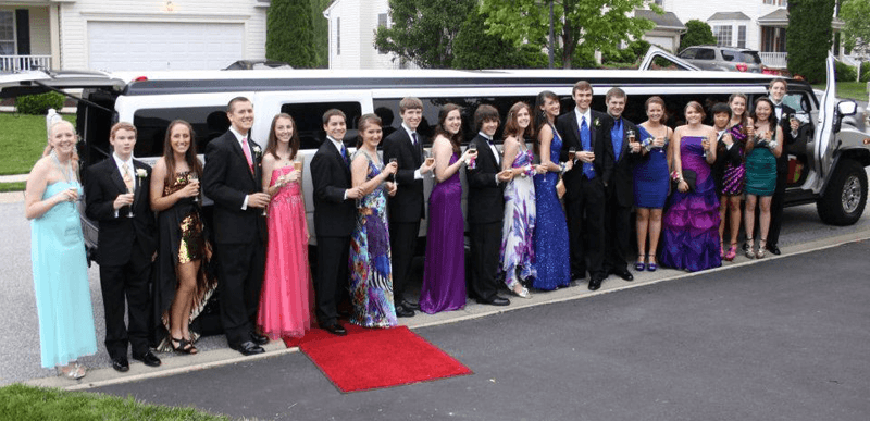 Book Limo or Party Bus for Your Prom in Chicago