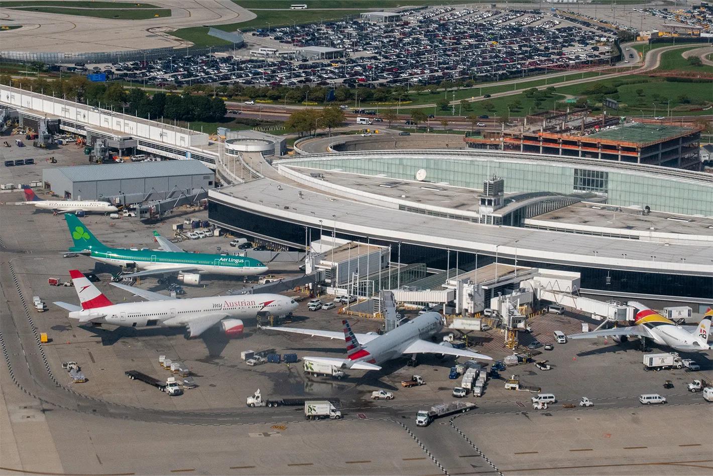 Transferts Aéroport — Chicago Limos Inn