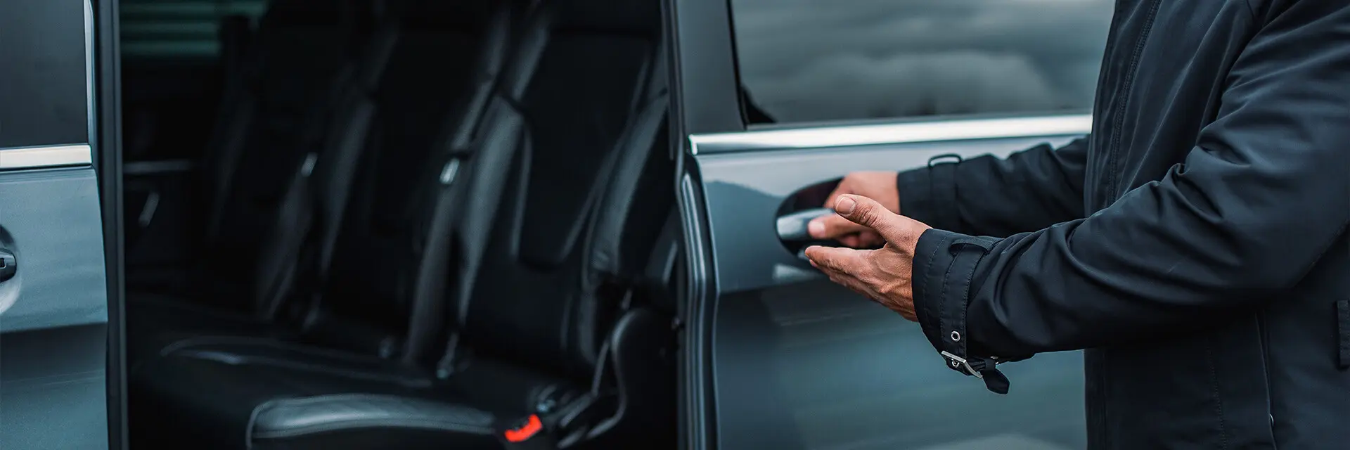 Chicago limousine chauffeur services